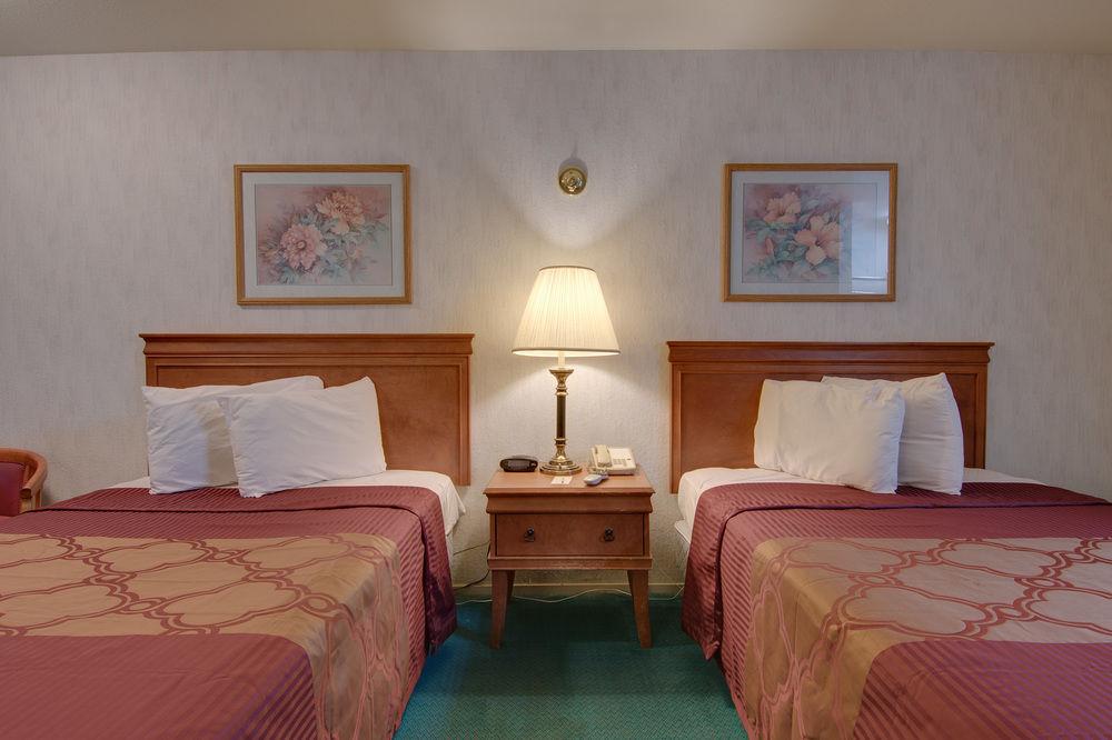 Vagabond Inn Buttonwillow I-5 Exit 253 Μπέικερσφιλντ Εξωτερικό φωτογραφία