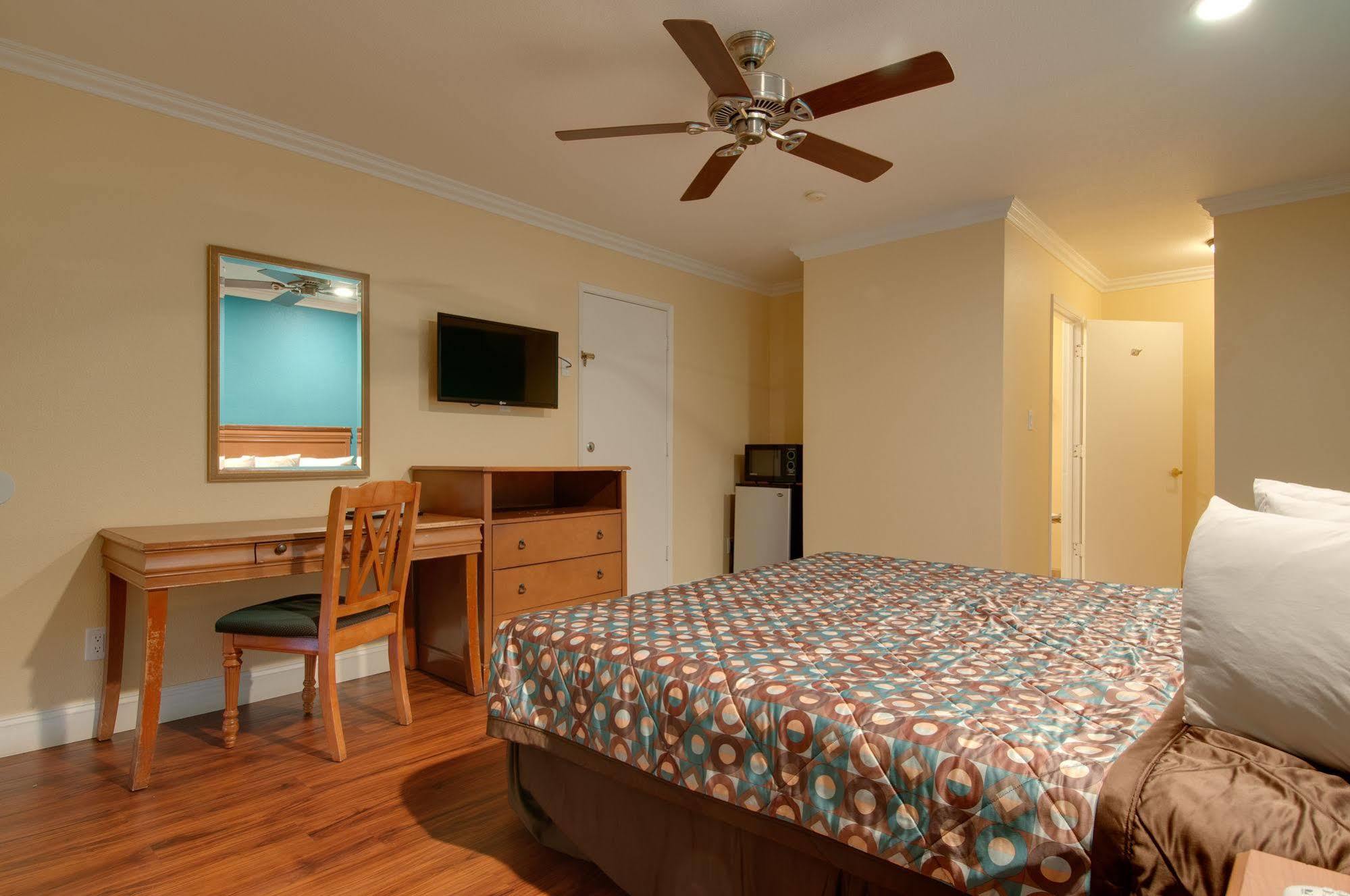 Vagabond Inn Buttonwillow I-5 Exit 253 Μπέικερσφιλντ Εξωτερικό φωτογραφία