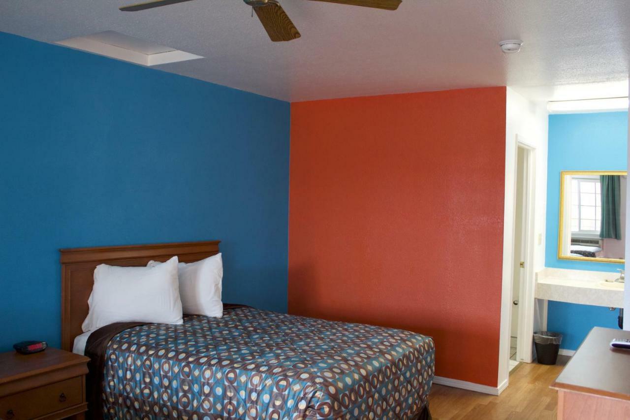Vagabond Inn Buttonwillow I-5 Exit 253 Μπέικερσφιλντ Εξωτερικό φωτογραφία